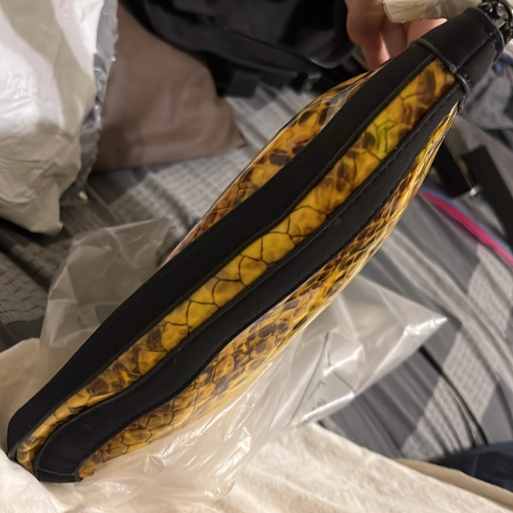 French connection NEW dragon snale scales laptop accesory case Retro Vintag 2012 - Picture 6 of 10